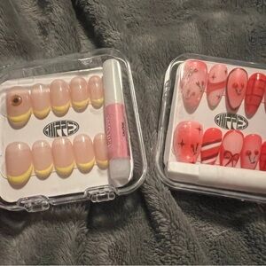 Chipped Microchip Press On Nails x2